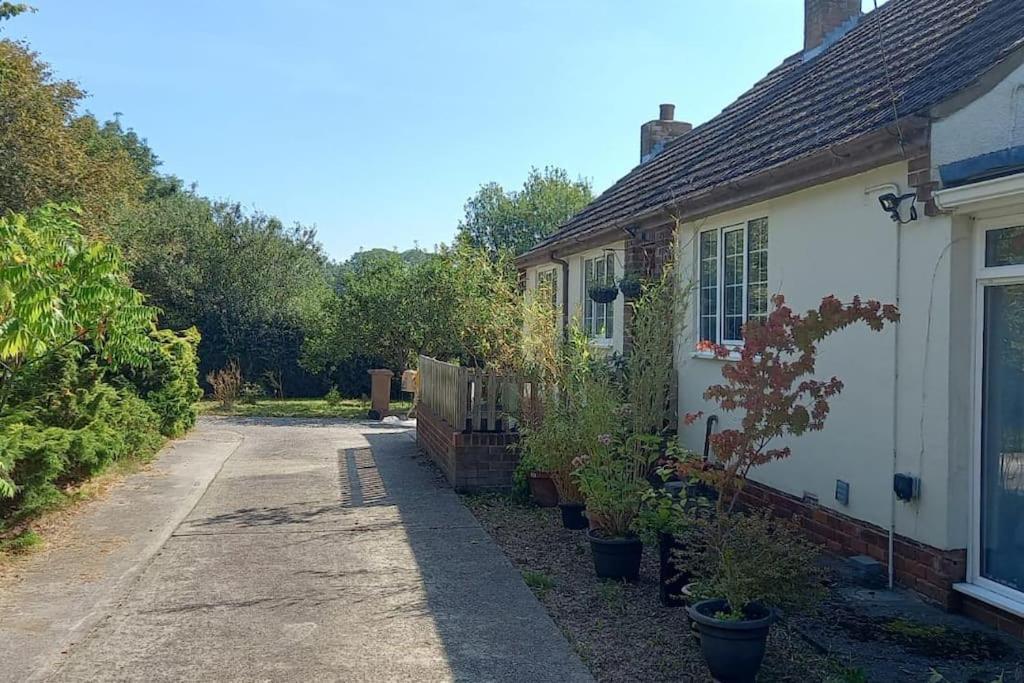 Millfields Cottage And Garden Goxhill  Bagian luar foto