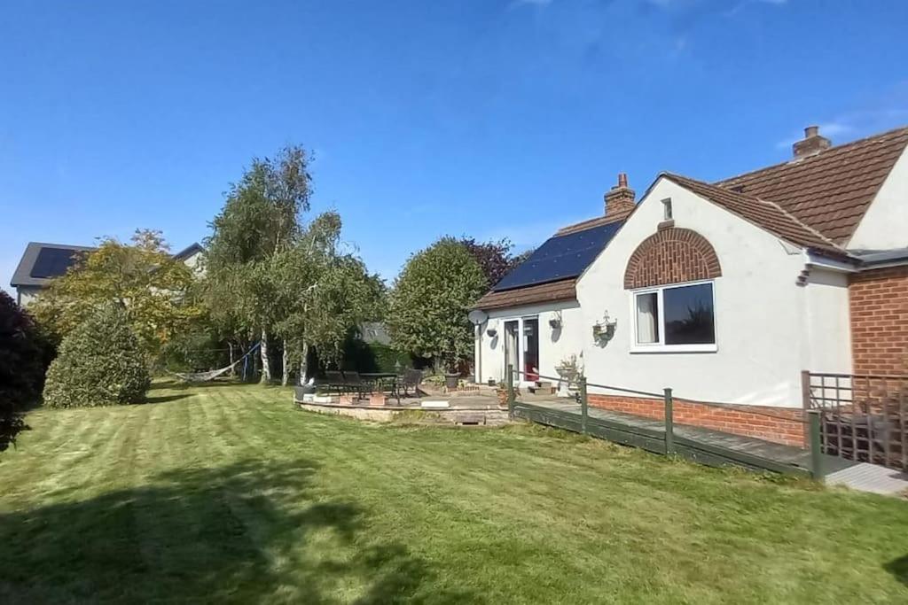 Millfields Cottage And Garden Goxhill  Bagian luar foto